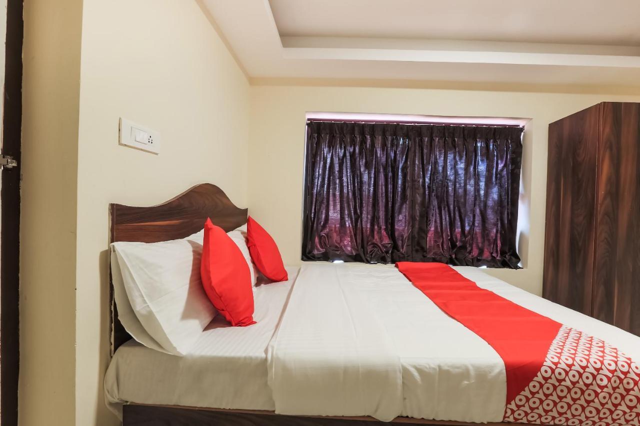 Oyo 36500 Sri Krishna Hotel