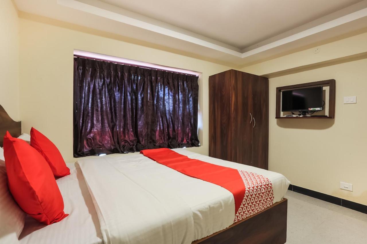 Oyo 36500 Sri Krishna Hotel 3*