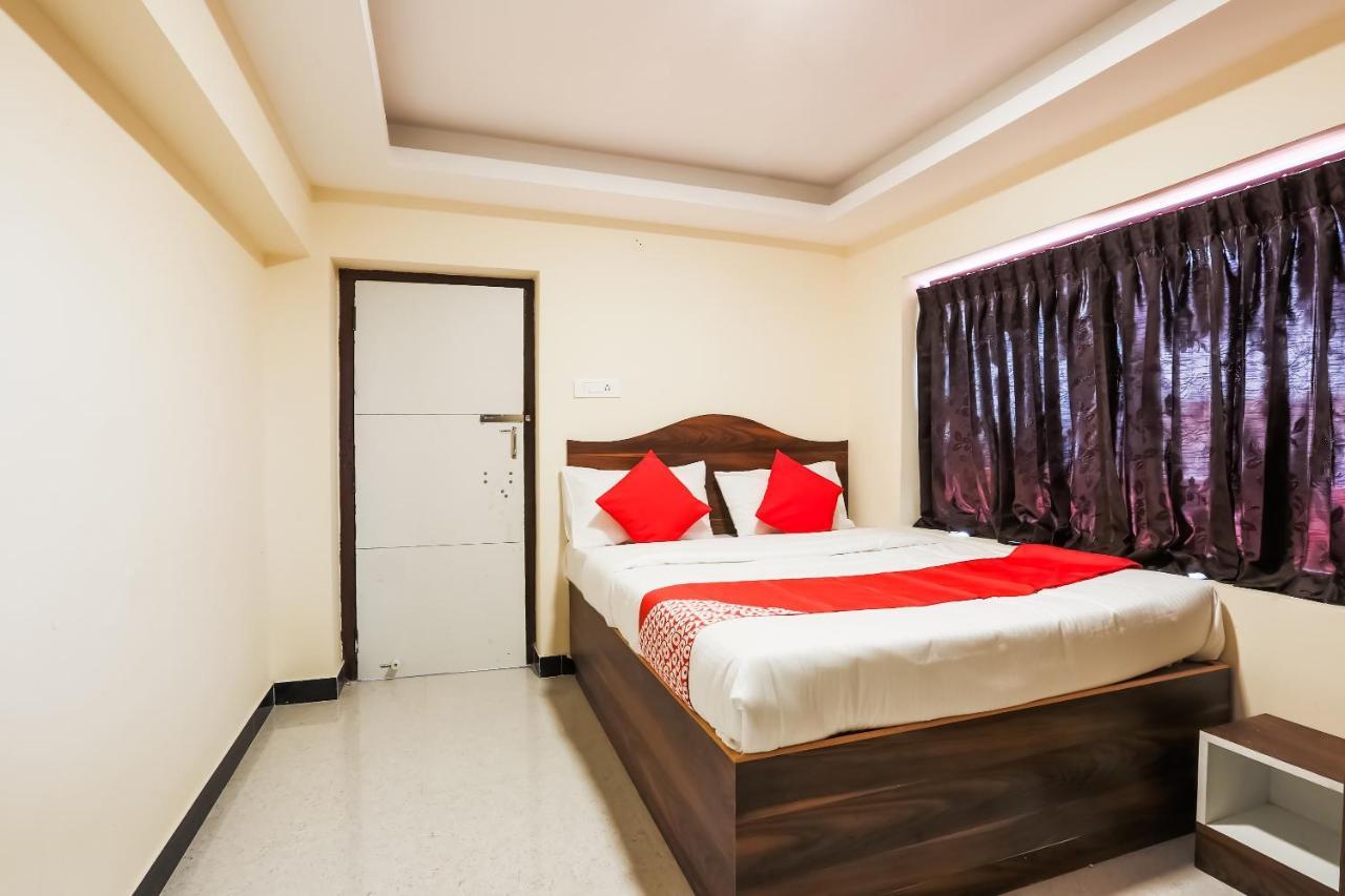 Hotel Oyo 36500 Sri Krishna
